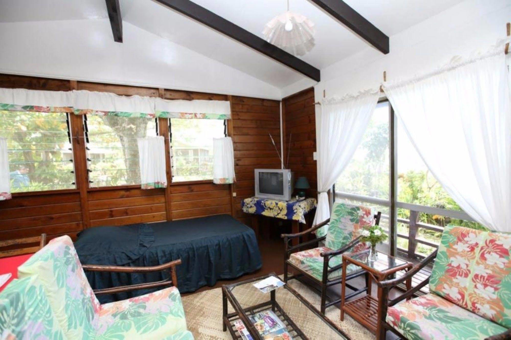 Vaiala Beach Cottages 阿皮亚 外观 照片